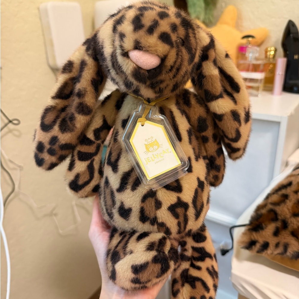 Jellycat Leopard cobblehop rare bunny BNWT